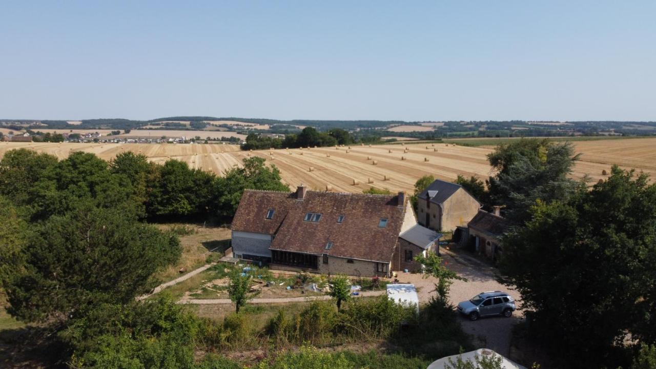 Chambre Avec Sdb Privative En Pleine Campagne Baillou Exterior foto