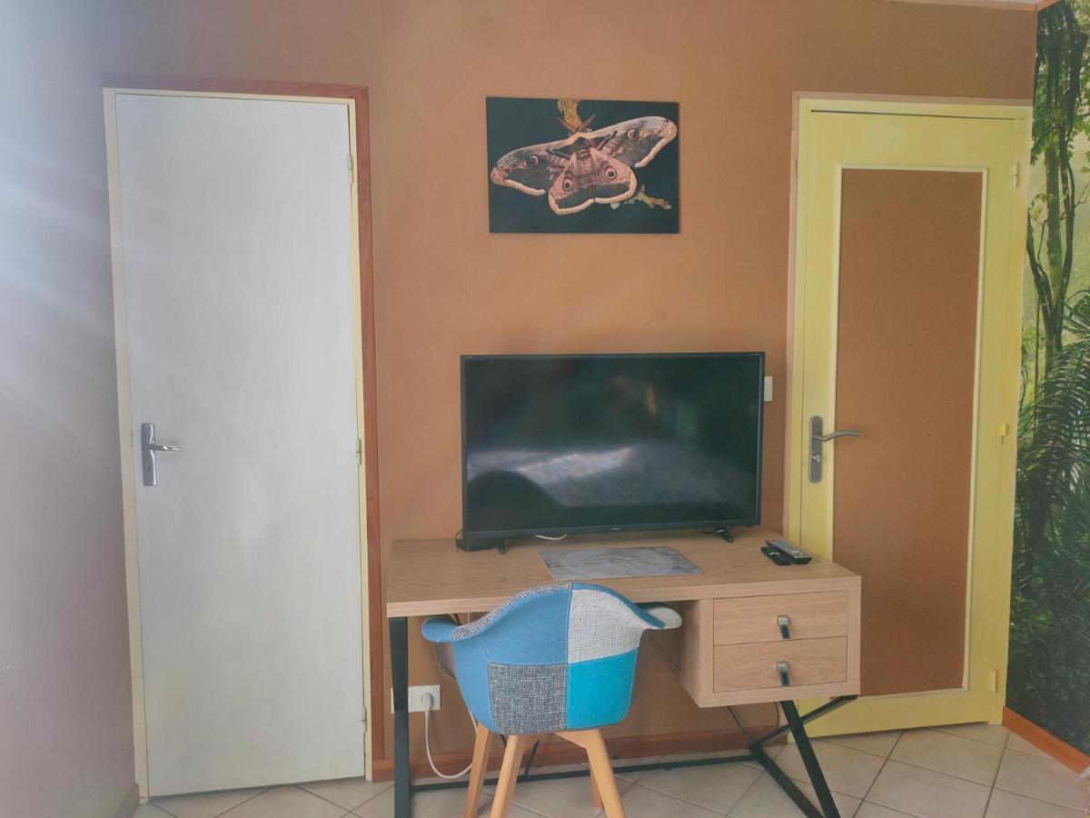 Chambre Avec Sdb Privative En Pleine Campagne Baillou Exterior foto